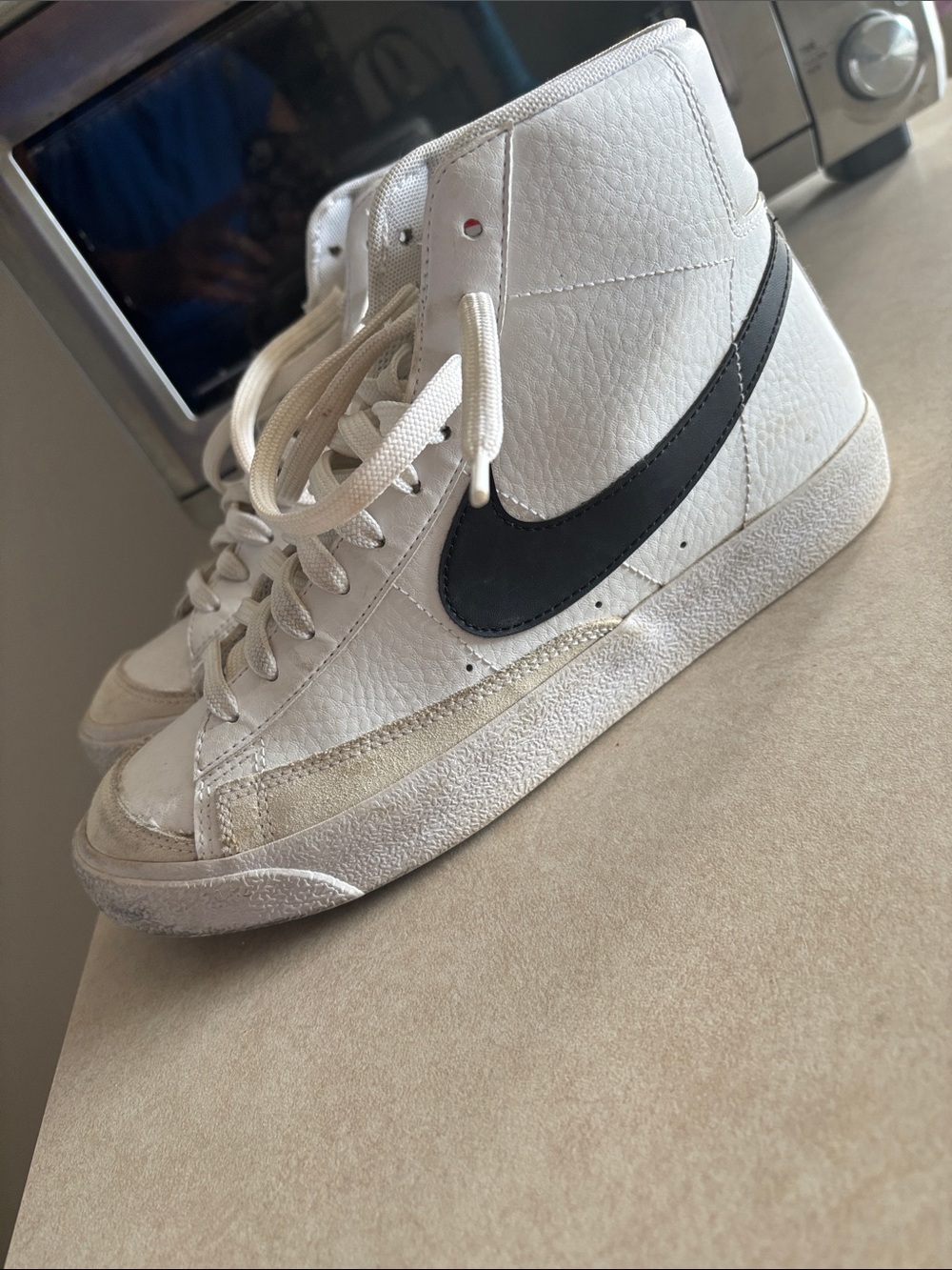 Nike White and Black Blazer Mid 77